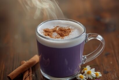 Thumbnail for Blue bedtime moon milk tea