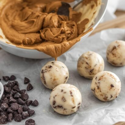 3-Ingredient Cheesecake Keto Fat Bombs