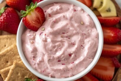 Thumbnail for Valentine strawberry dessert dip