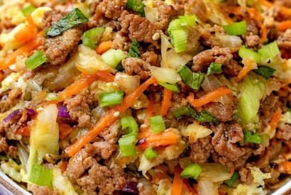 Thumbnail for Low-Carb Easy Egg Roll in a Bowl