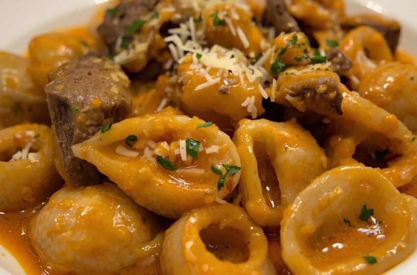 Creamy Paprika Steak Shells