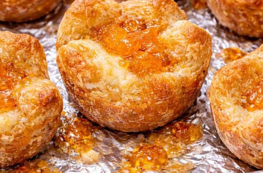 Southern 3-Ingredient Peach Brie Bites