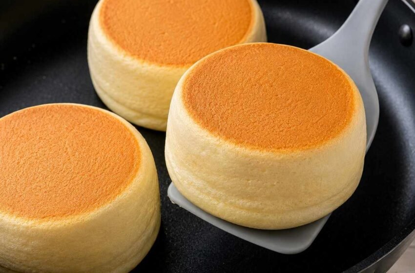 Fluffy Japanese Soufflé Pancakes
