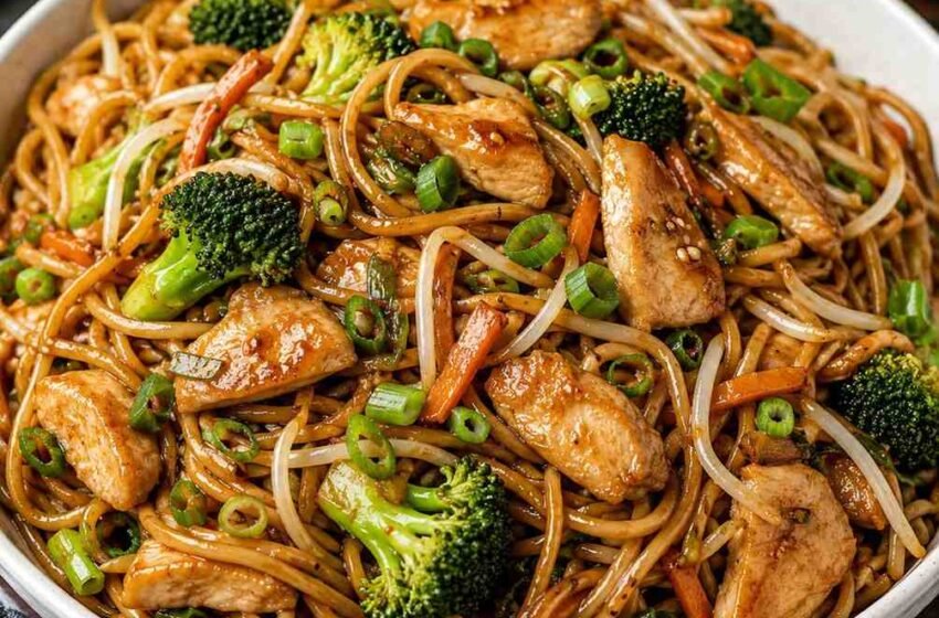 Garlic Chicken Lo Mein